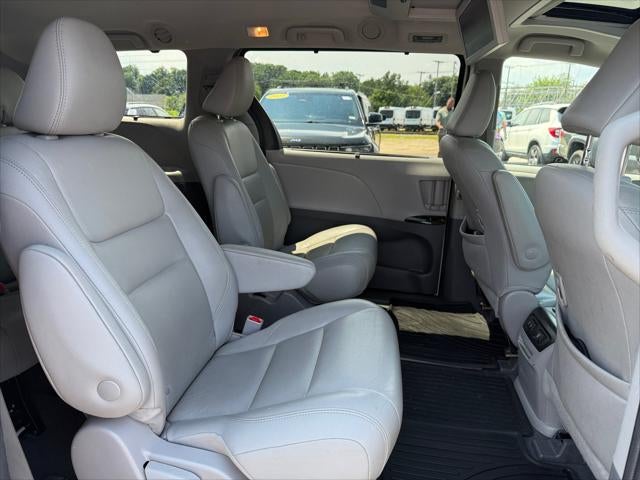 2020 Toyota Sienna XLE