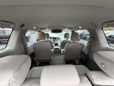 2020 Toyota Sienna XLE