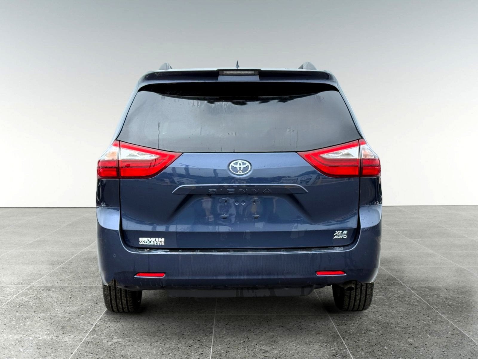 2020 Toyota Sienna XLE
