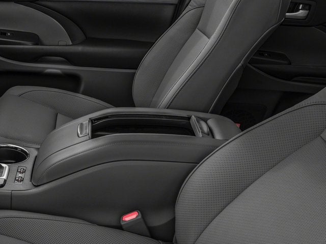 2018 Toyota Highlander Base