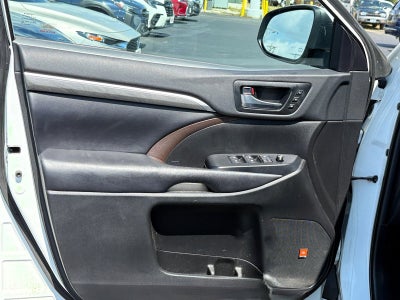 2019 Toyota Highlander Limited Platinum