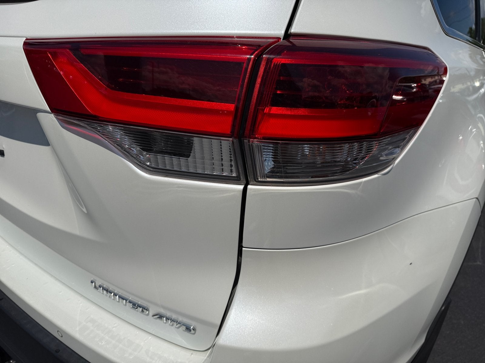 2019 Toyota Highlander Limited Platinum