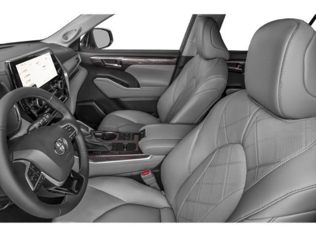 2025 Toyota Highlander Hybrid Platinum