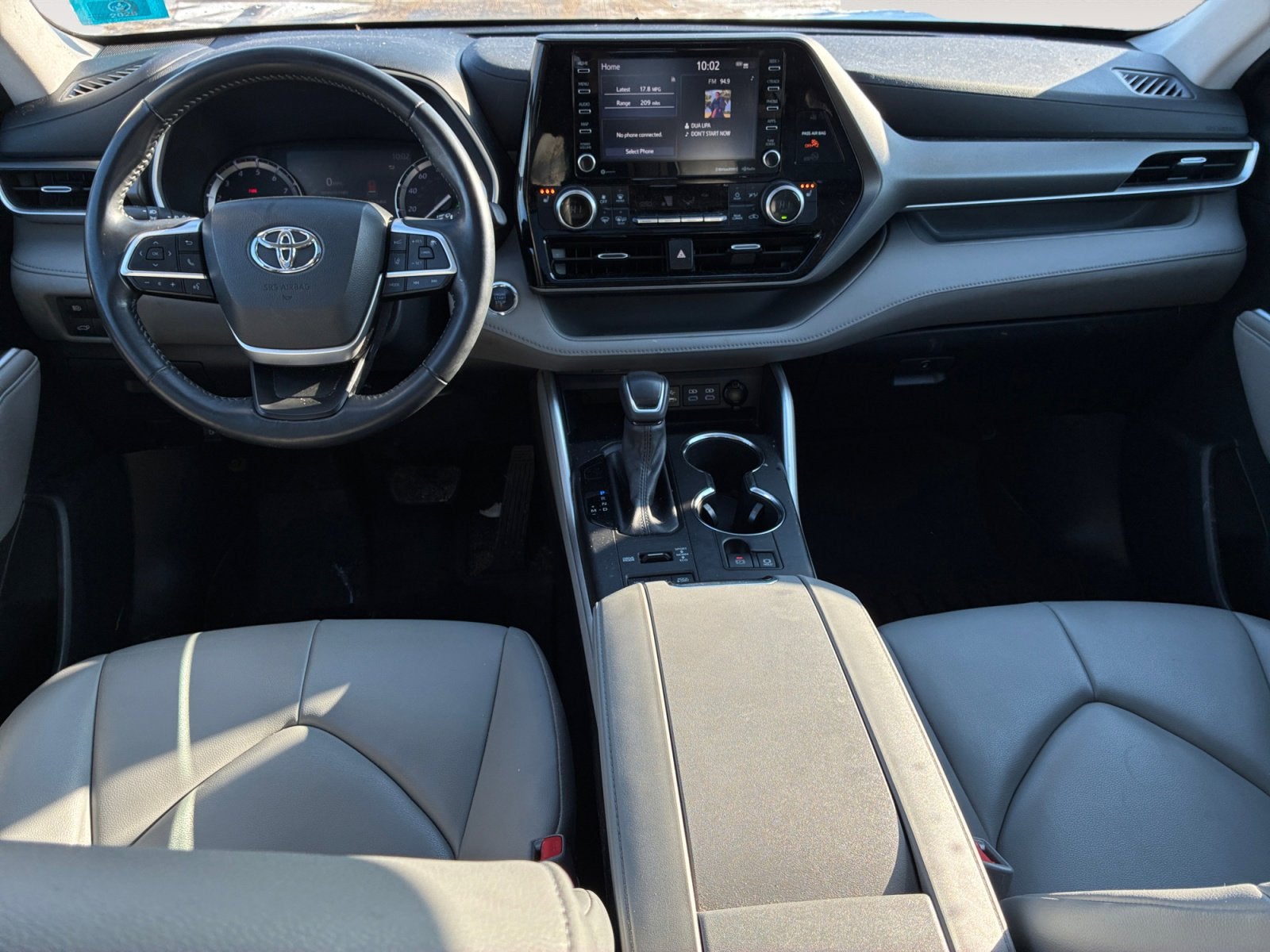 2022 Toyota Highlander XLE