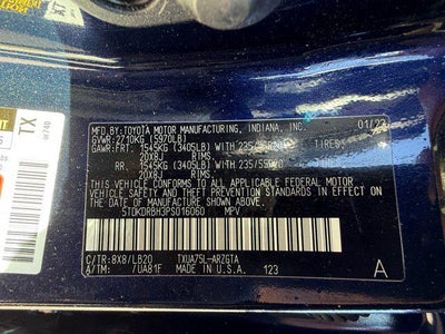 2023 Toyota Highlander LE