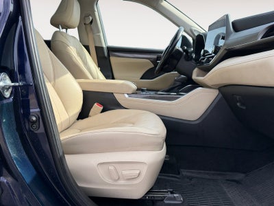 2023 Toyota Highlander Platinum