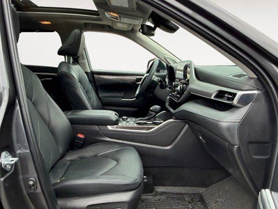 2025 Toyota Highlander Platinum