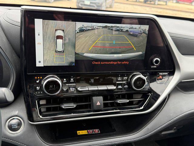 2025 Toyota Highlander Platinum