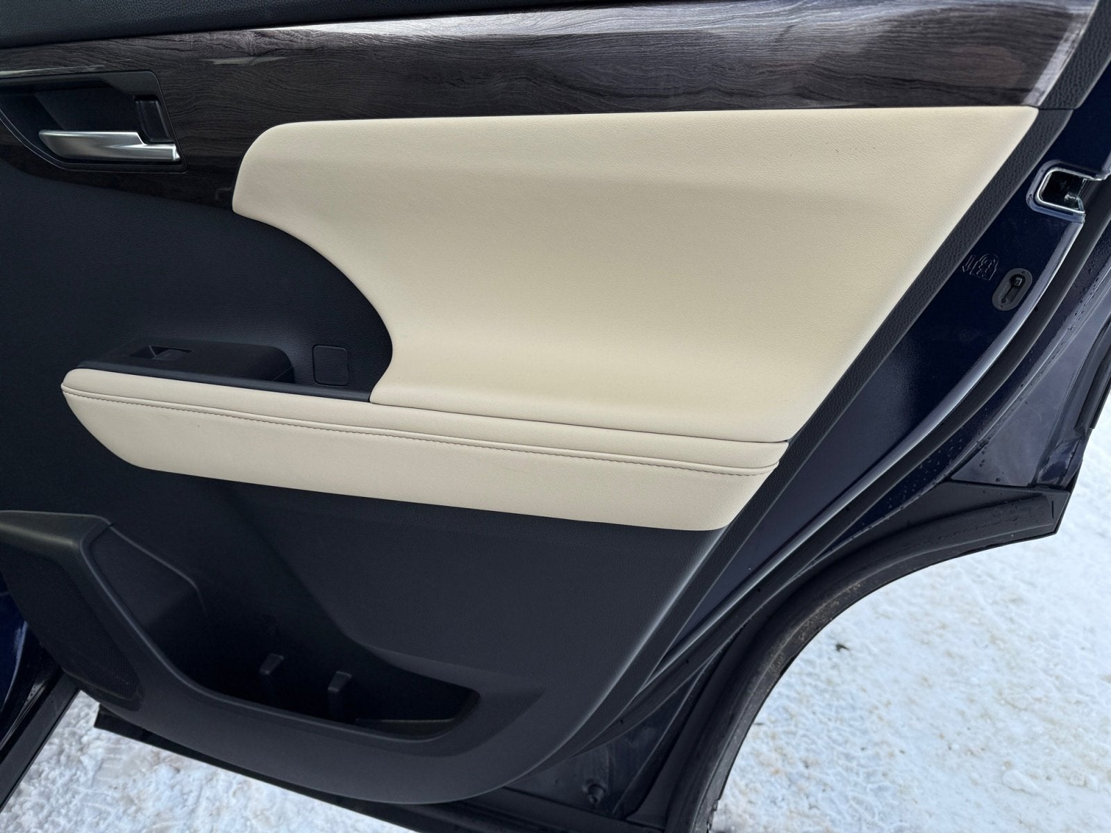 2023 Toyota Highlander Hybrid Limited