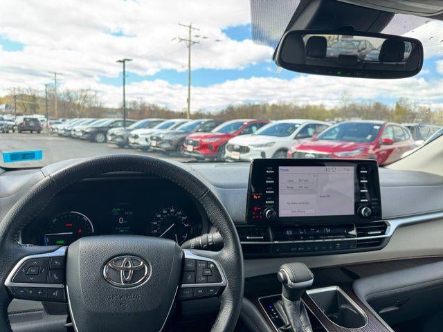 2021 Toyota Sienna XLE