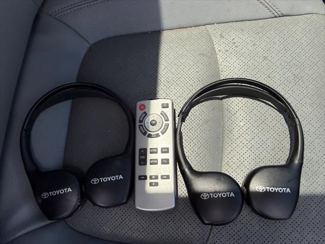 2024 Toyota Sienna Limited