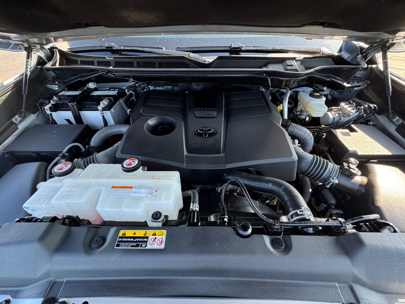 2024 Toyota Tundra 4WD Truck SR5