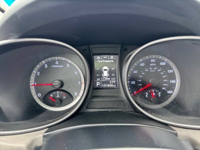 2015 Hyundai SANTA FE SPORT Base