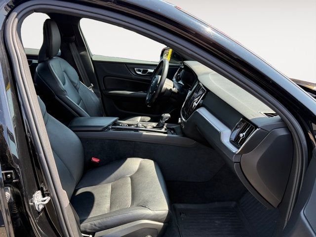 2020 Volvo S60 Momentum