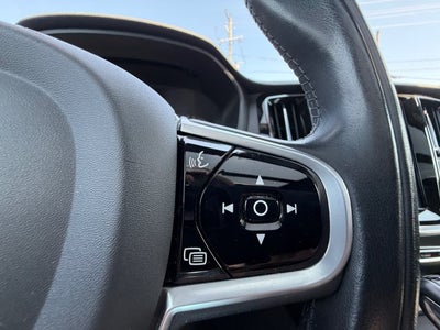 2020 Volvo S60 Momentum