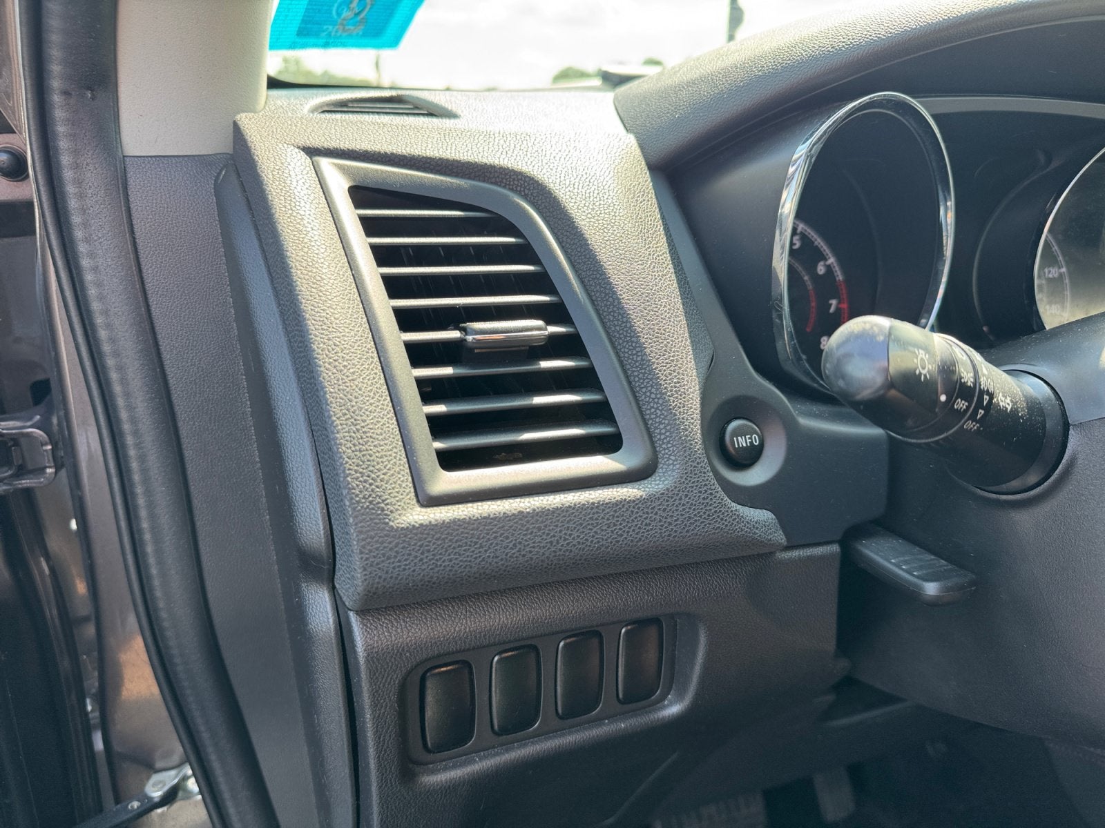 2018 Mitsubishi Outlander Sport Base