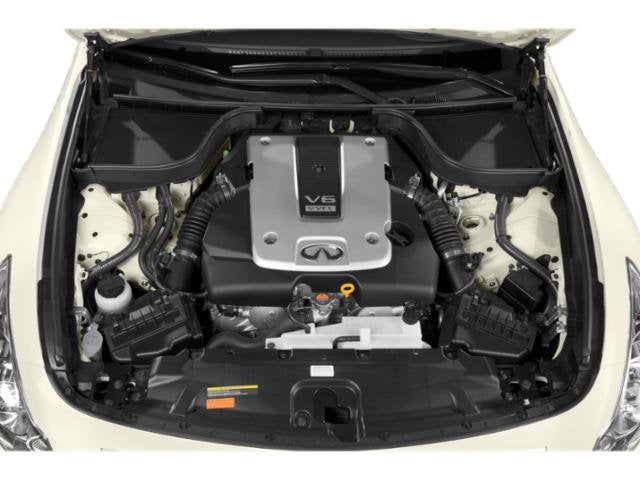 2015 INFINITI Q40 Base