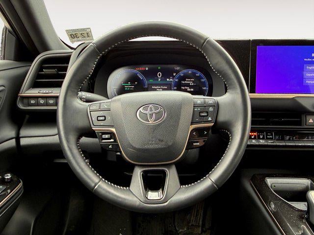 2025 Toyota Crown Signia XLE