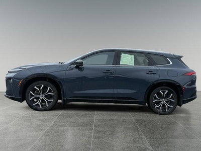 2025 Toyota Crown Signia XLE