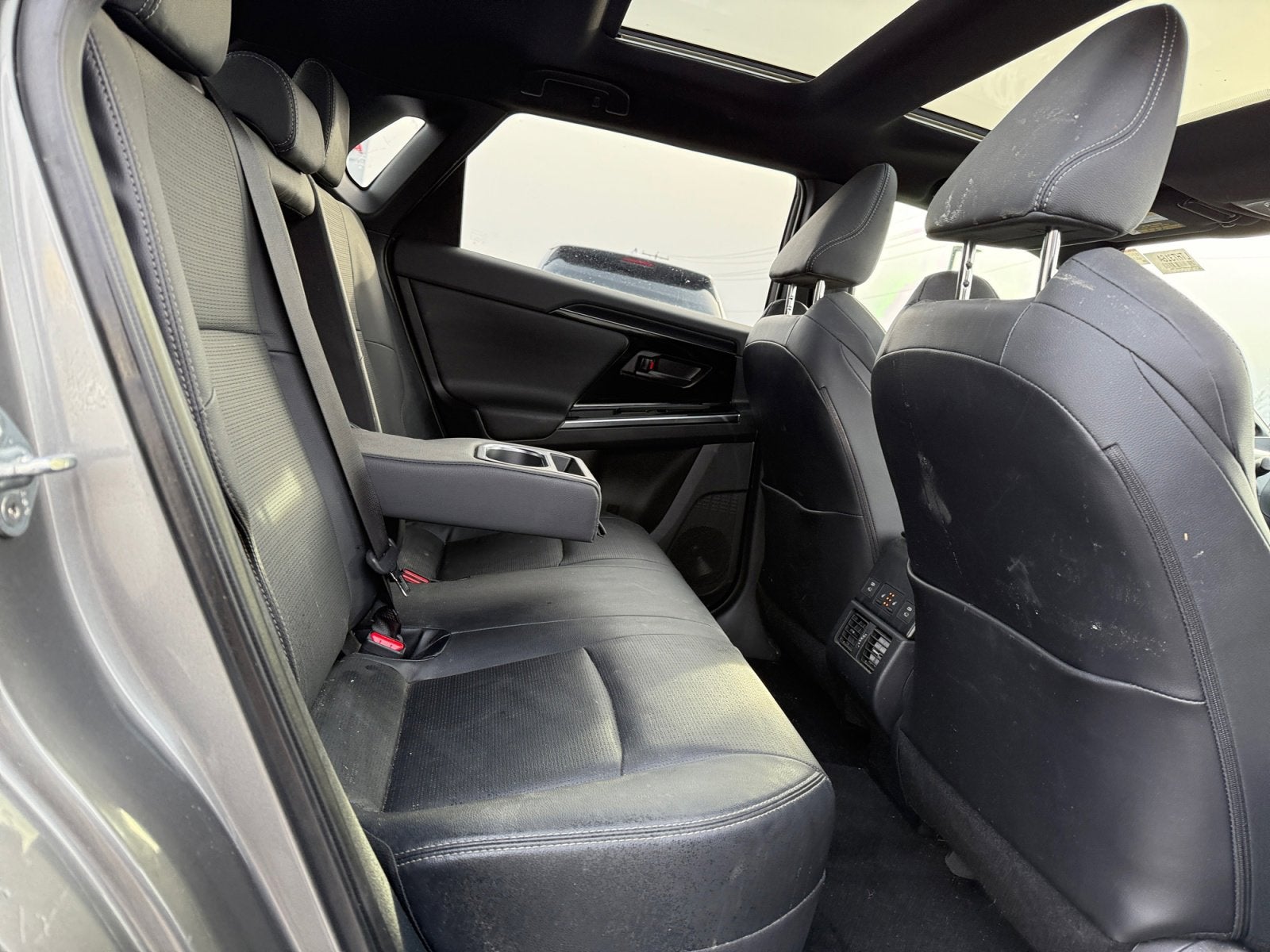 2023 Toyota bZ4X Limited