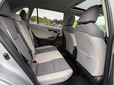 2019 Toyota RAV4 Hybrid XLE