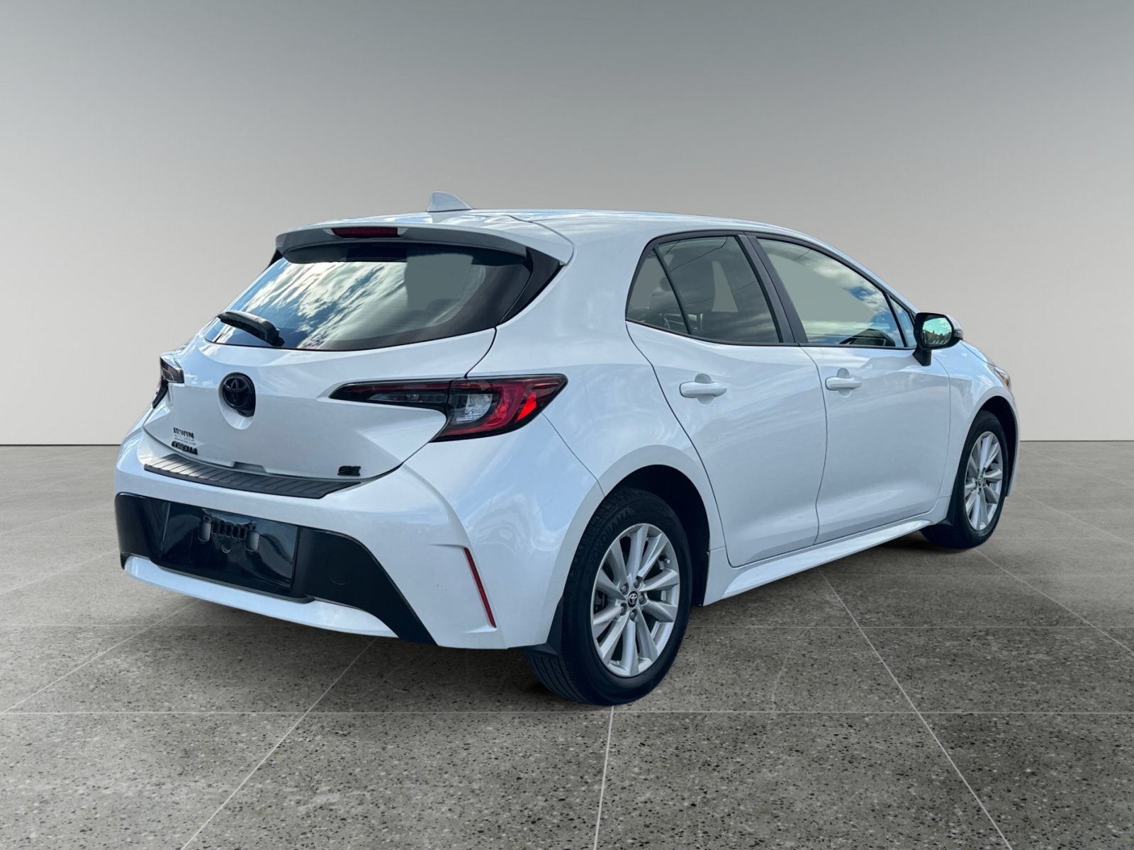 2025 Toyota Corolla Hatchback SE