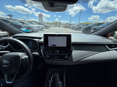 2025 Toyota Corolla Hatchback SE