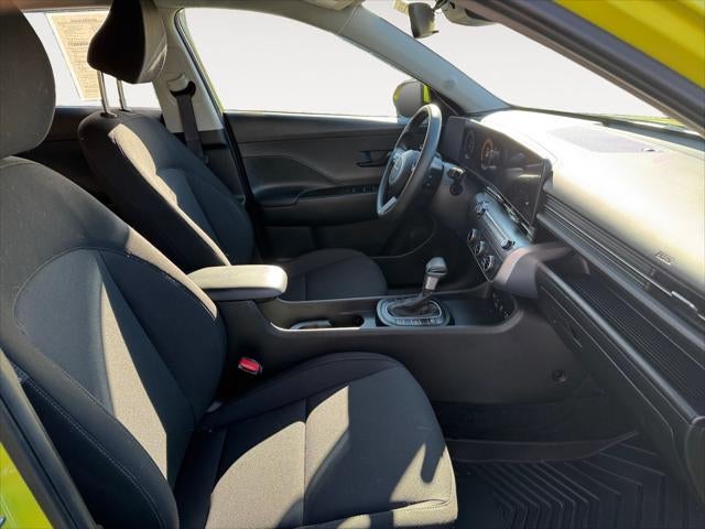 2025 Hyundai KONA SE