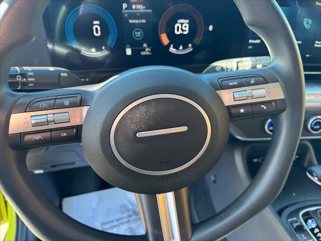 2025 Hyundai KONA SE