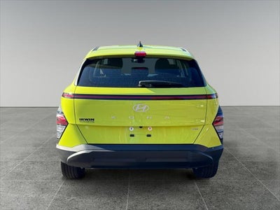 2025 Hyundai KONA SE