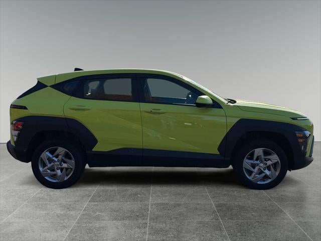 2025 Hyundai KONA SE