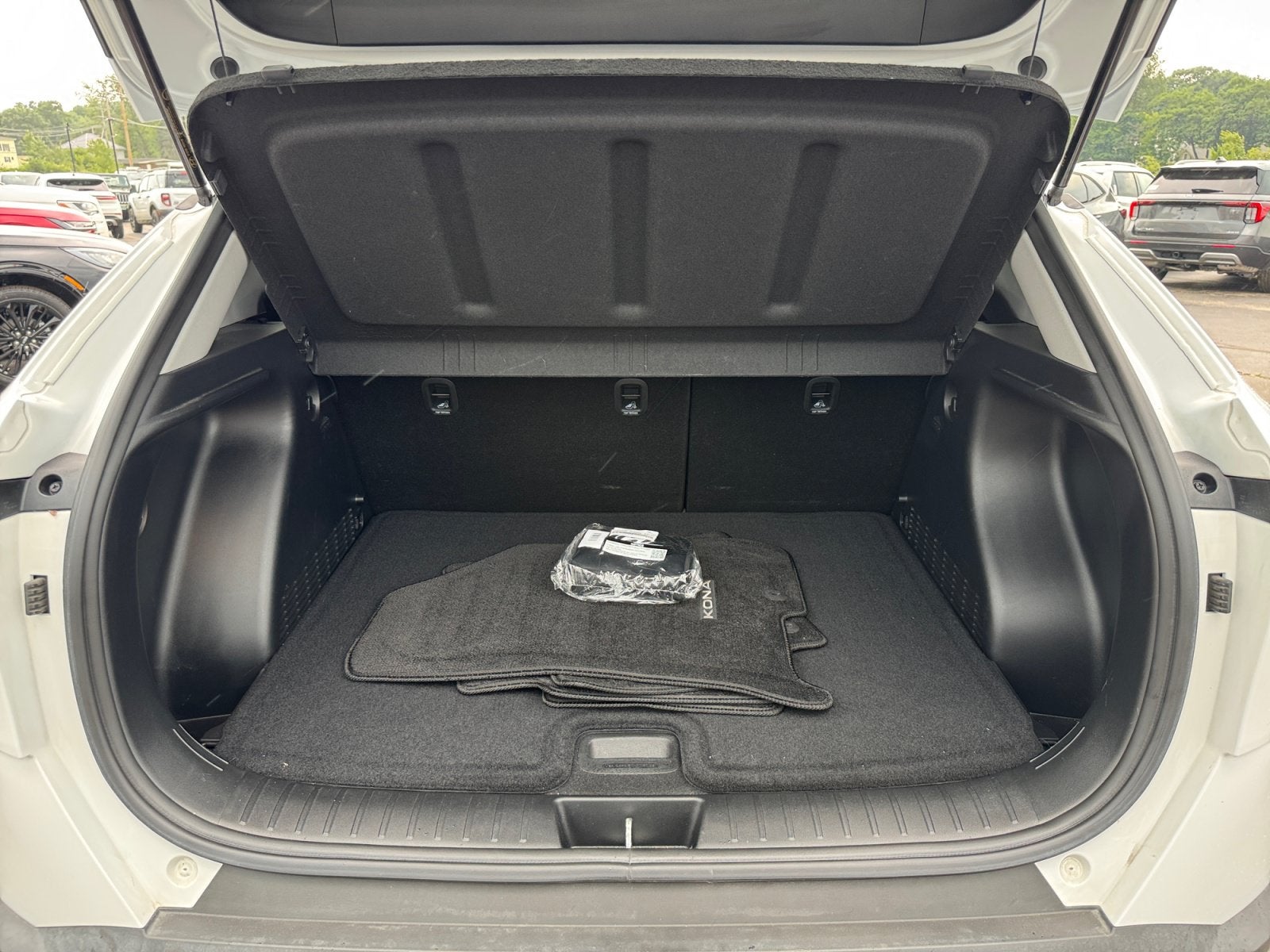 2024 Hyundai KONA SEL
