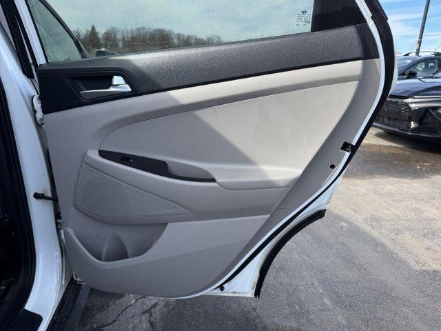 2020 Hyundai TUCSON SE