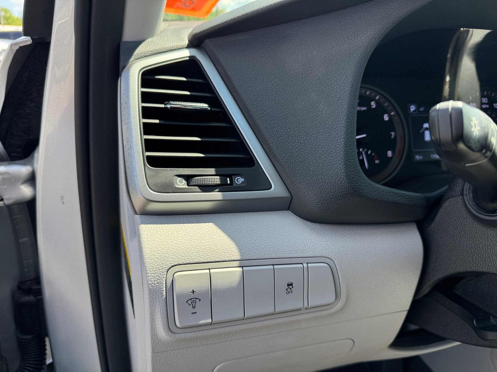 2018 Hyundai Tucson SE - Photo 31