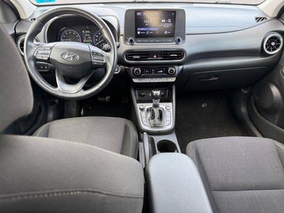 2022 Hyundai KONA SEL
