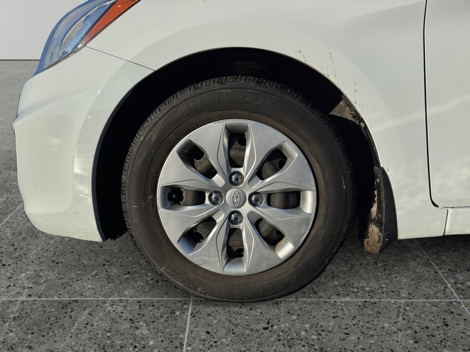 2016 Hyundai ACCENT SE