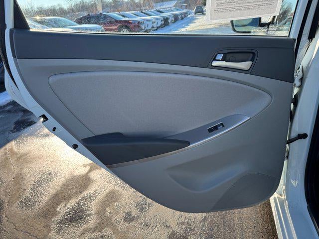 2016 Hyundai ACCENT SE