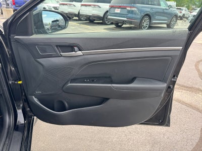 2019 Hyundai ELANTRA Limited