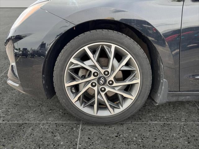 2019 Hyundai ELANTRA Limited
