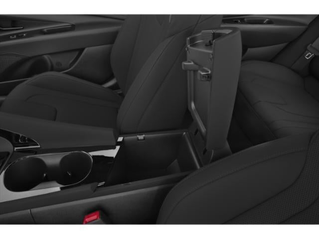 2025 Hyundai Elantra Limited - Photo 34