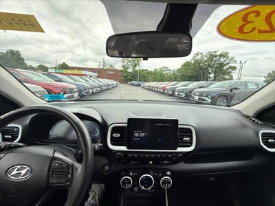2023 Hyundai VENUE Limited