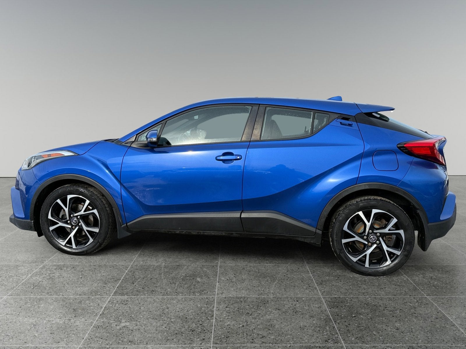2018 Toyota C-HR XLE Premium