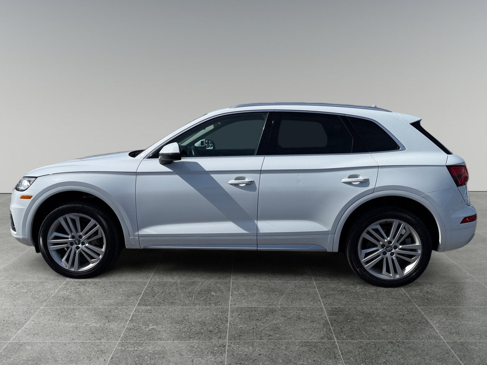2020 Audi Q5 Premium Plus