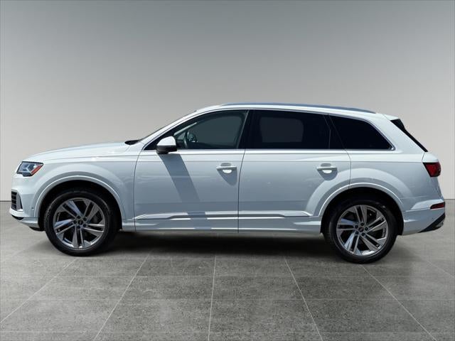 2022 Audi Q7 Premium Plus