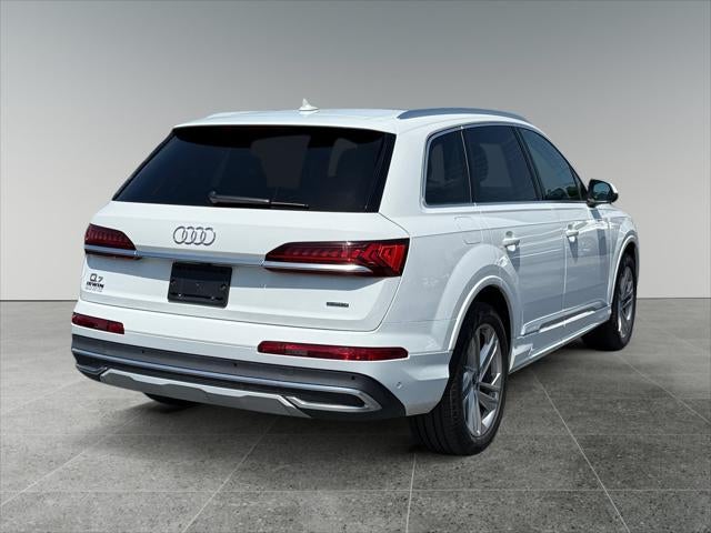 2022 Audi Q7 Premium Plus