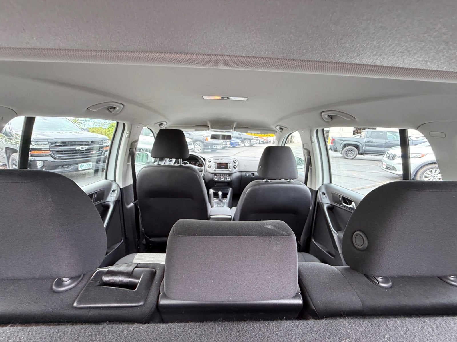 2015 Volkswagen Tiguan S
