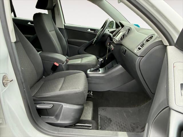 2015 Volkswagen Tiguan S
