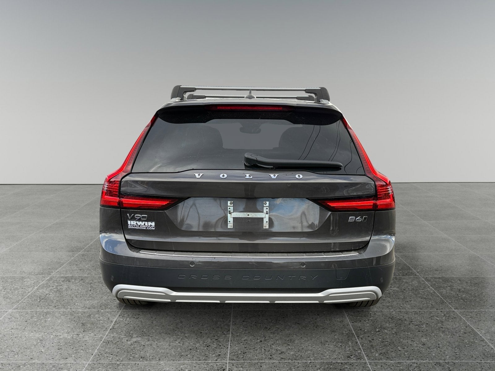 2024 Volvo V90 Cross Country Plus