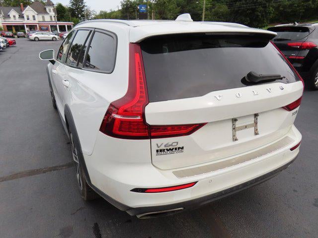 2020 Volvo V60 Cross Country T5