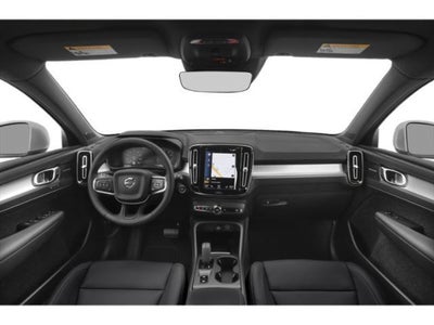 2020 Volvo XC40 Momentum